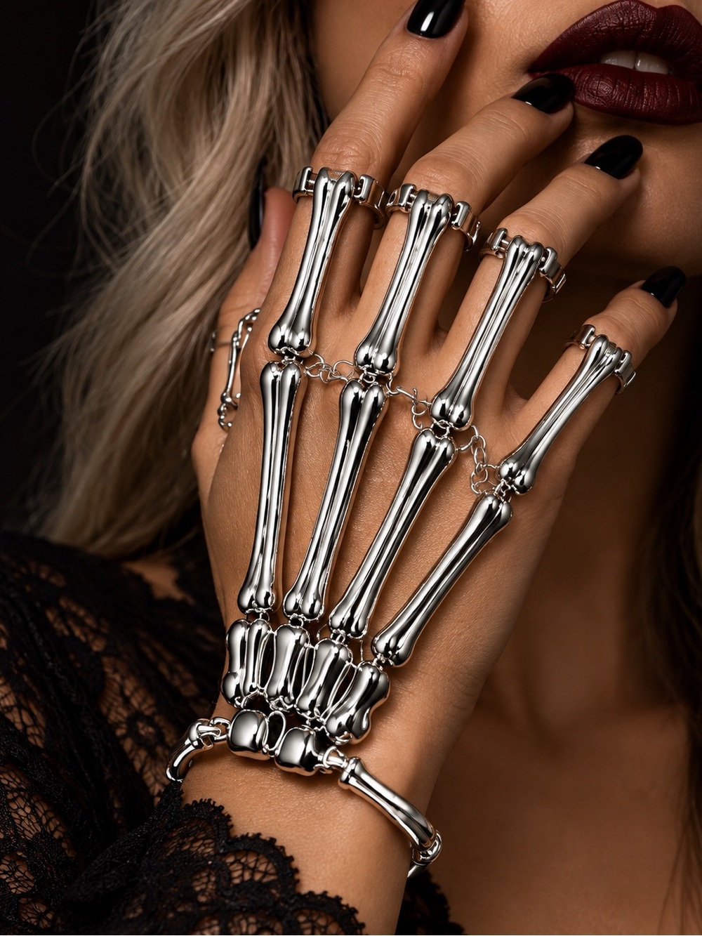 Halloween Skeleton Hand Bracelet Silver-Tone Gothic Hand Harness